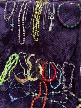 Fashion Jewelry Variety of 22 Necklaces NEW & EUC